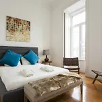 Rato Luxurious By Homing